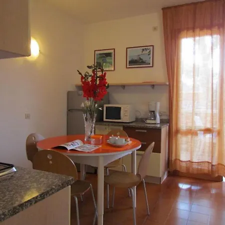 Feel At In Our Cozy Lägenhet Bibione